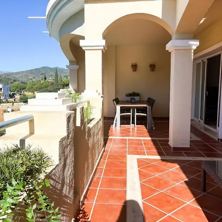 Cyv - Stunning - Ideal For Relaxation! *