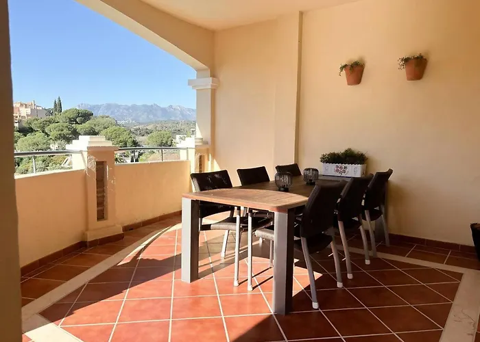 Cyv - Stunning - Ideal For Relaxation! *