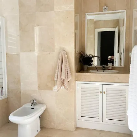 Cyv - Stunning - Ideal For Relaxation!